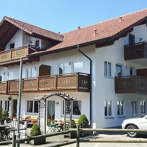 https://gasthof-zum-strauss.com-bavaria.com