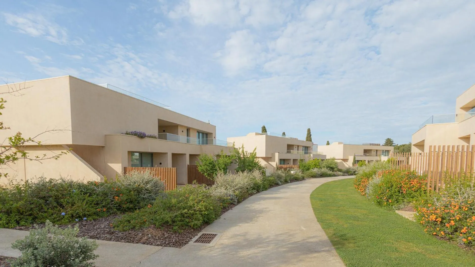 منتجع White Shell Beach Villas بورش